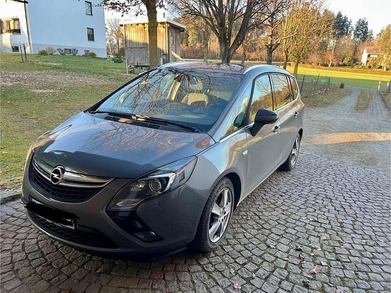 Gebraucht Opel Zafira Tourer Innovation 170 PS (125 kW) 2016 Silber Van / Kleinbus