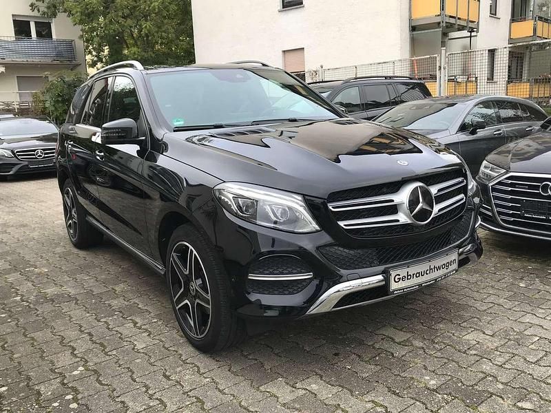 Schwarz unilack Gebraucht 2017 Mercedes GLE350 AMG SUV | 38.900 € (Guter Preis) - Bild 1/4