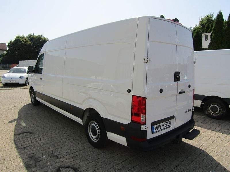 Używany MAN TGE 177 KM (130 kW) 2023 Biały Van