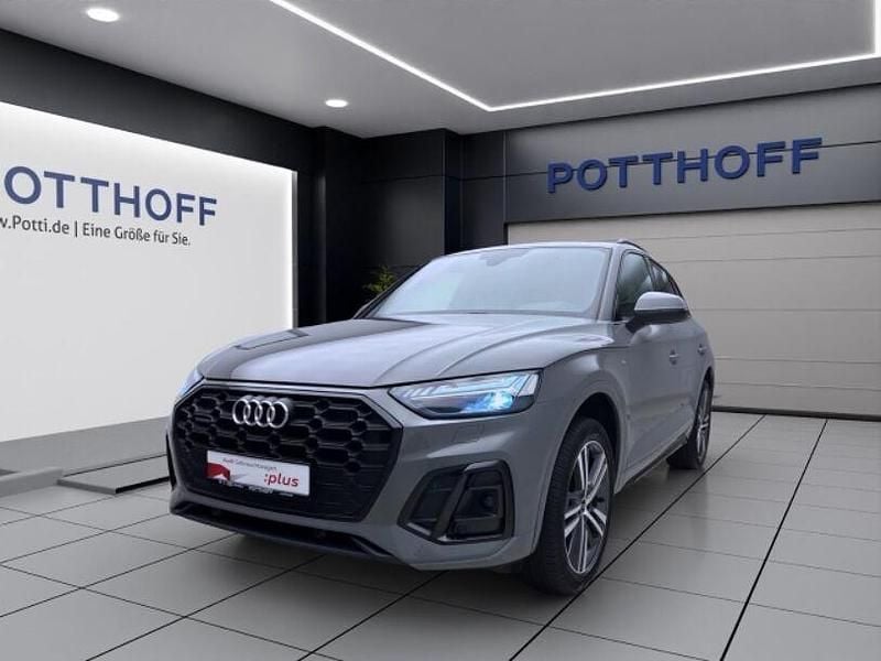 Grau Gebraucht 2022 Audi Q5 S-Line SUV | 34.750 € (Guter Preis) - Bild 1/4