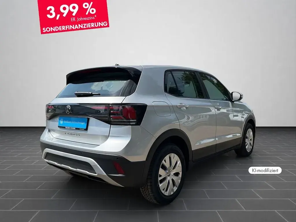 Gebraucht VW T-Cross Basis 95 PS (69 kW) 2025 Reflexsilber metallic SUV