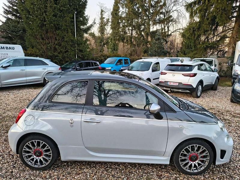 Gebraucht Abarth 595 Turismo 165 PS (121 kW) 2021 Grigio oliva Kleinwagen