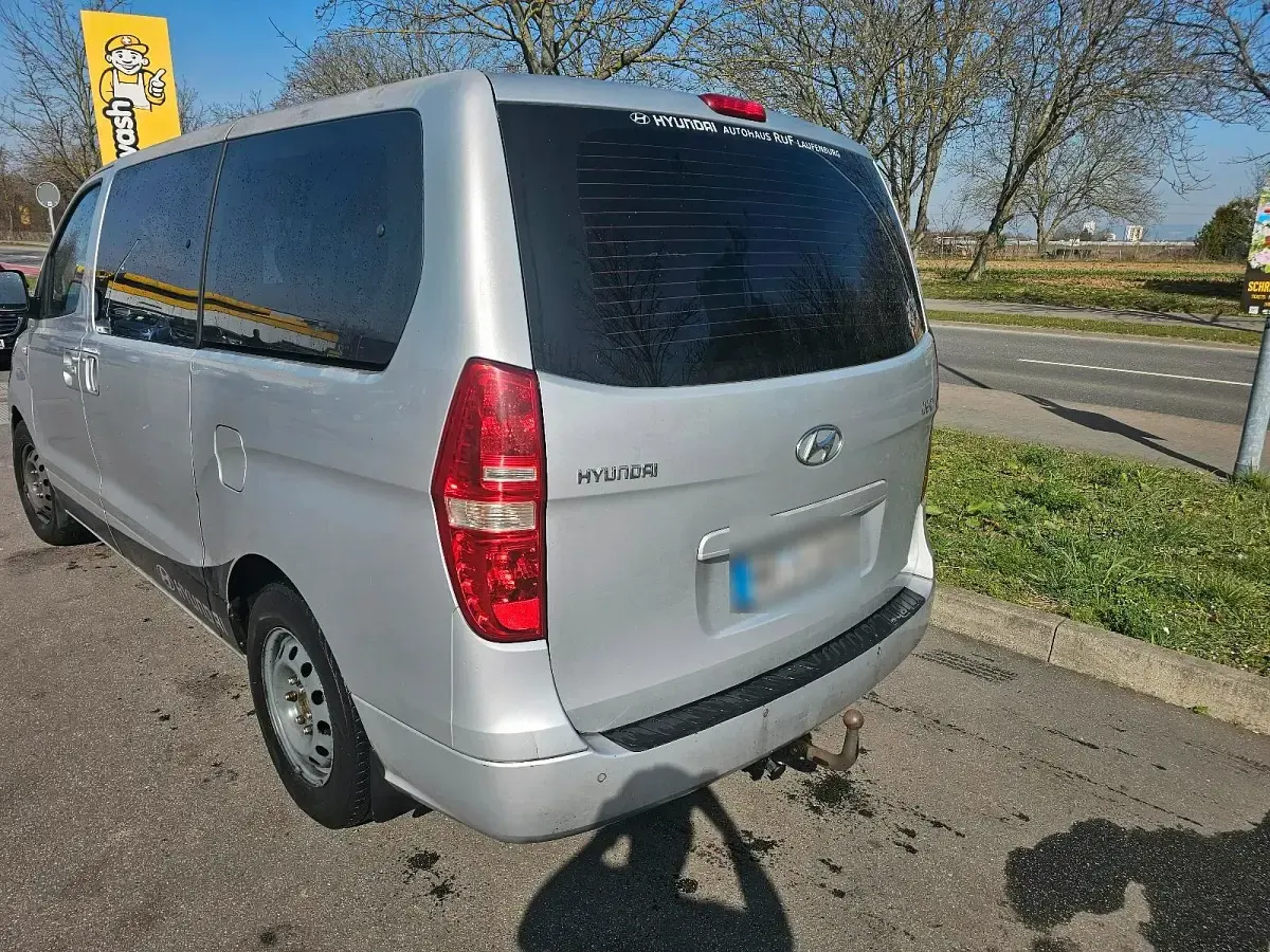 Gebraucht Hyundai H-1 2008 Silber Van / Kleinbus