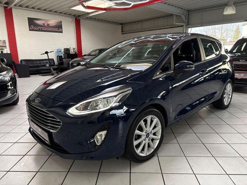 Gebraucht Ford Fiesta Titanium 101 PS (74 kW) 2019 Blau Kleinwagen