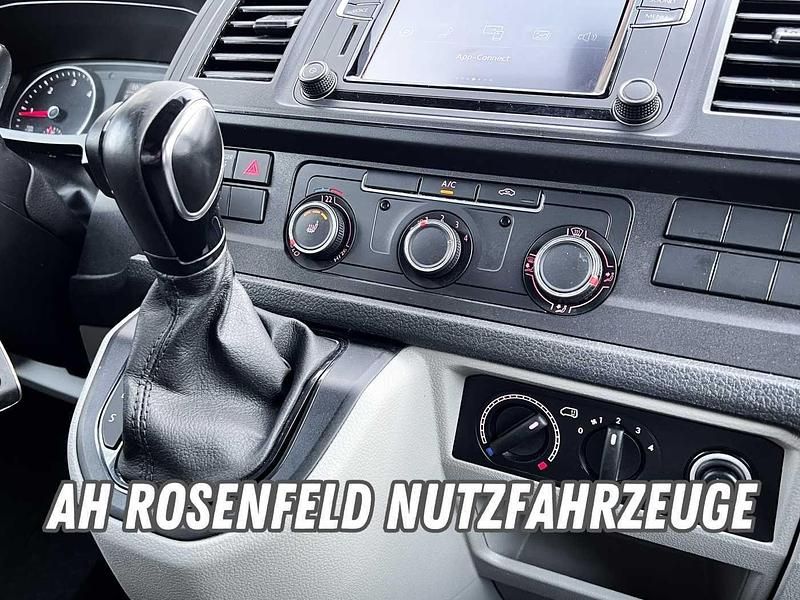 Gebraucht VW Transporter 150 PS (110 kW) 2019 Weiß Van