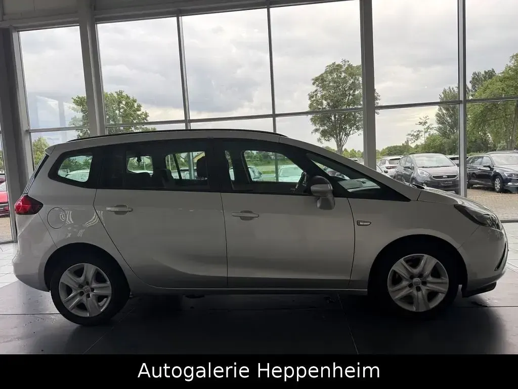 Gebraucht Opel Zafira Tourer Edition 150 PS (110 kW) 2016 Silber Van / Kleinbus