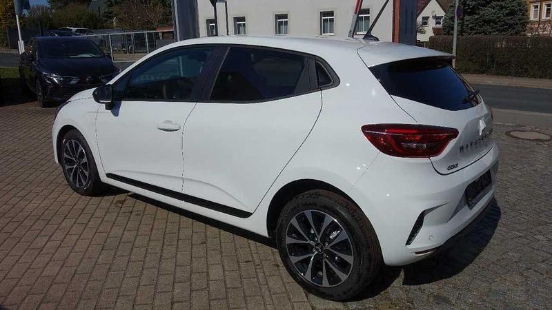 Neu Mitsubishi Colt Plus 91 PS (66 kW) 2025 Antarktisweiß Kleinwagen