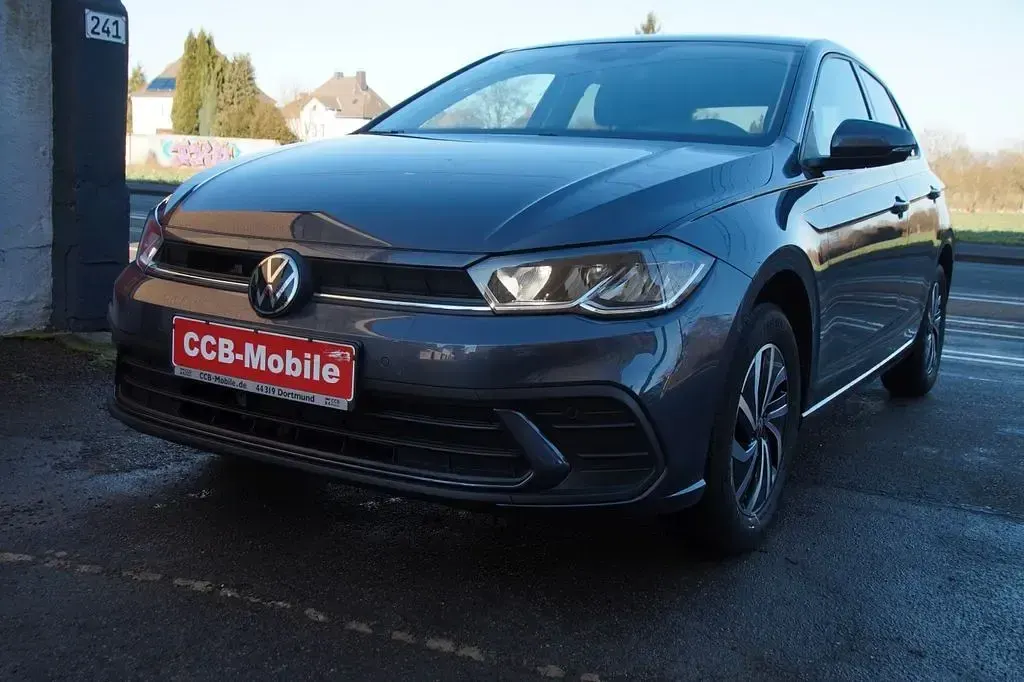 Gebraucht VW Polo Life 95 PS (69 kW) 2025 Grau Kleinwagen