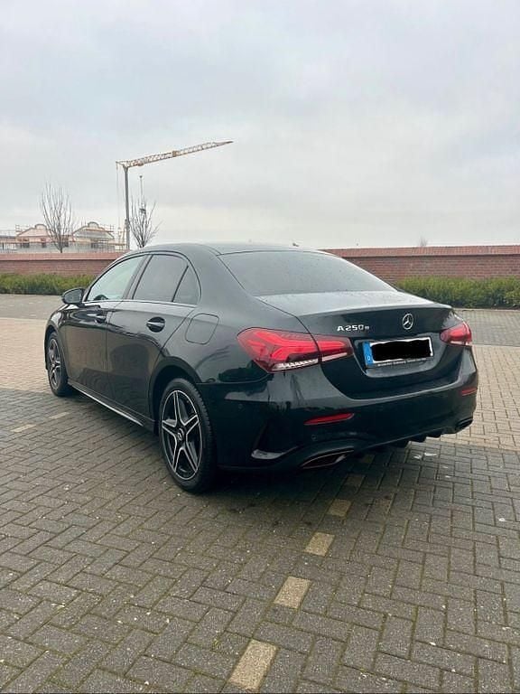 Gebraucht Mercedes A250 AMG 218 PS (160 kW) 2020 Schwarz Limousine