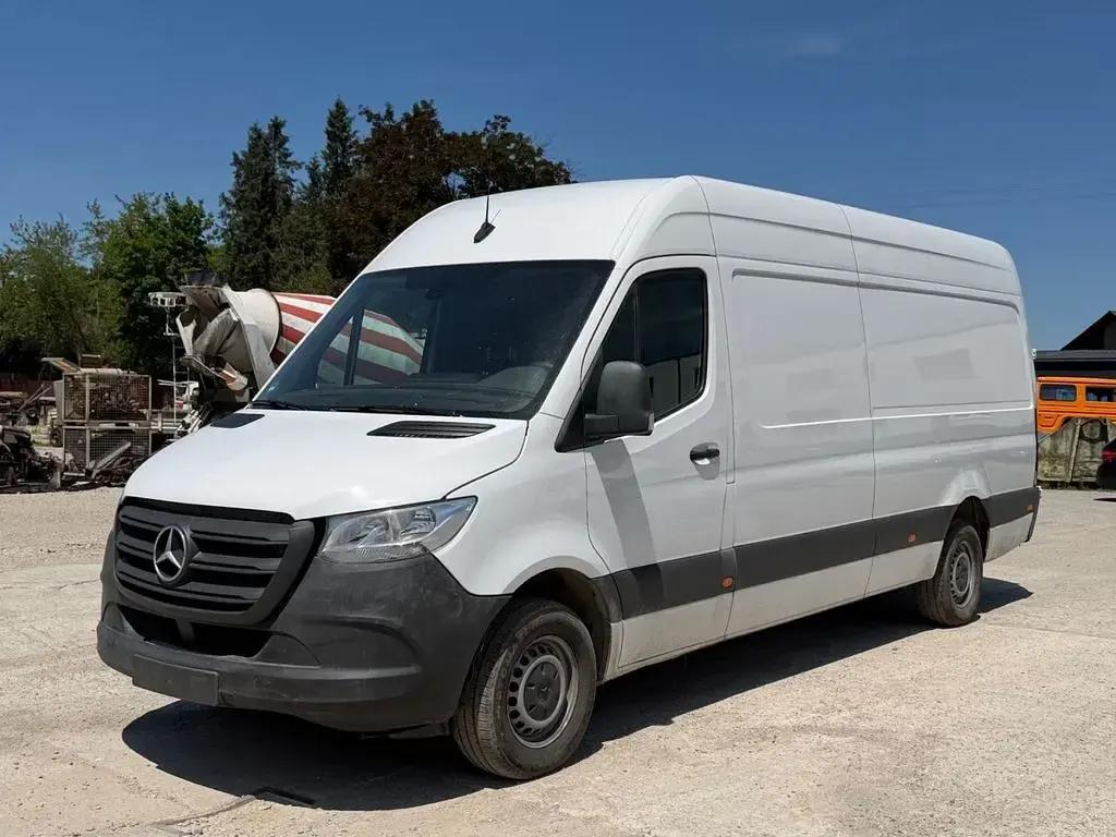 Gebraucht Mercedes Sprinter 170 PS (125 kW) 2022 Weiß Van