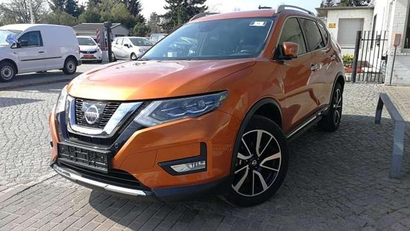 Orange Gebraucht 2018 Nissan X-Trail Tekna SUV | 18.490 € (Etwas zu teuer) - Bild 1/4