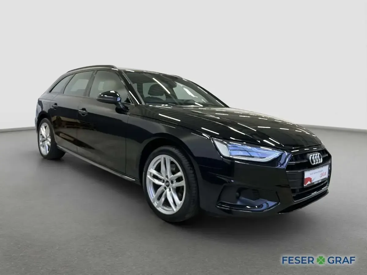 Gebraucht Audi A4 Design 150 PS (110 kW) 2021 Mythosschwarz metallic Kombi