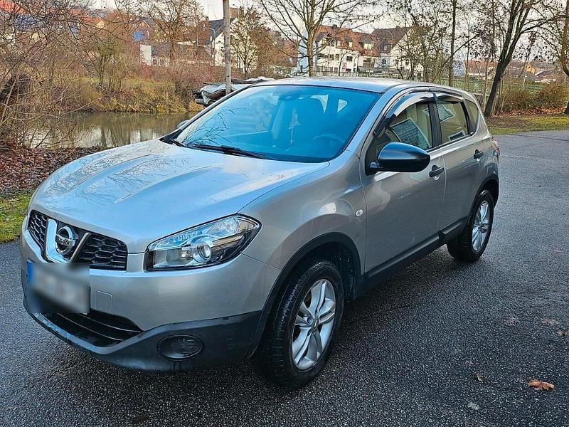 Silber Gebraucht 2011 Nissan Qashqai SUV | 6.500 € (Fairer Preis) - Bild 1/4