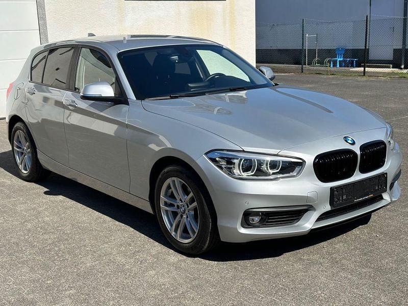 Silber Gebraucht 2018 BMW 116 Advantage Kleinwagen | 13.880 € (Fairer Preis) - Bild 1/4