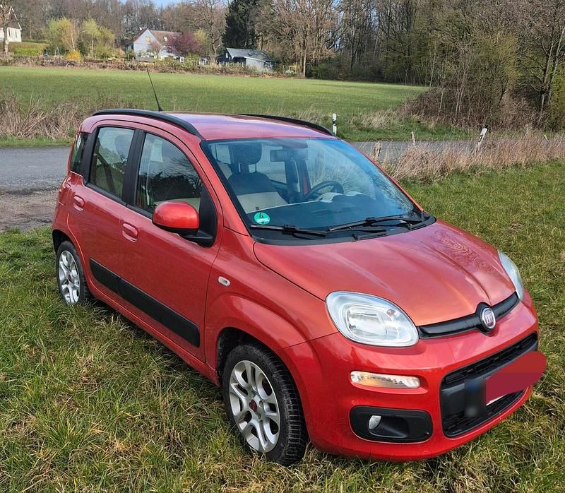 Gebraucht Fiat Panda 69 PS (50 kW) 2012 Rot Kleinwagen