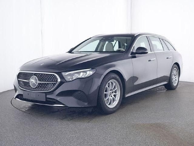Gebraucht 2024 Mercedes E200 Avantgarde | 47.880 € (Fairer Preis) - Bild 1/4