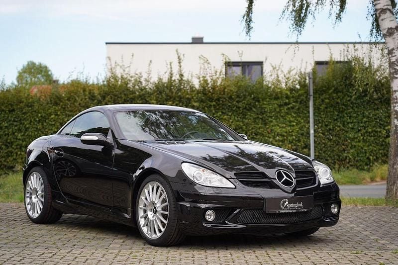 Obsidianschwarz metallic (197u Gebraucht 2004 Mercedes SLK55 AMG AMG Cabrio | 42.800 € (Fairer Preis) - Bild 1/4