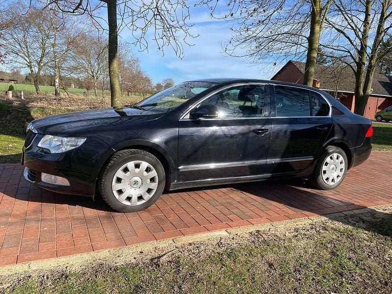 Gebraucht Skoda Superb Elegance 170 PS (125 kW) 2009 Schwarz Limousine
