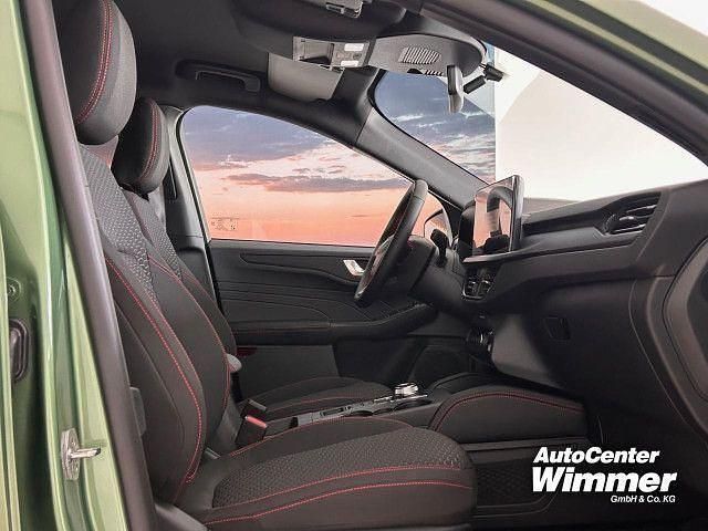 Neu Ford Kuga ST-Line 179 PS (131 kW) 2025 Bursting green SUV