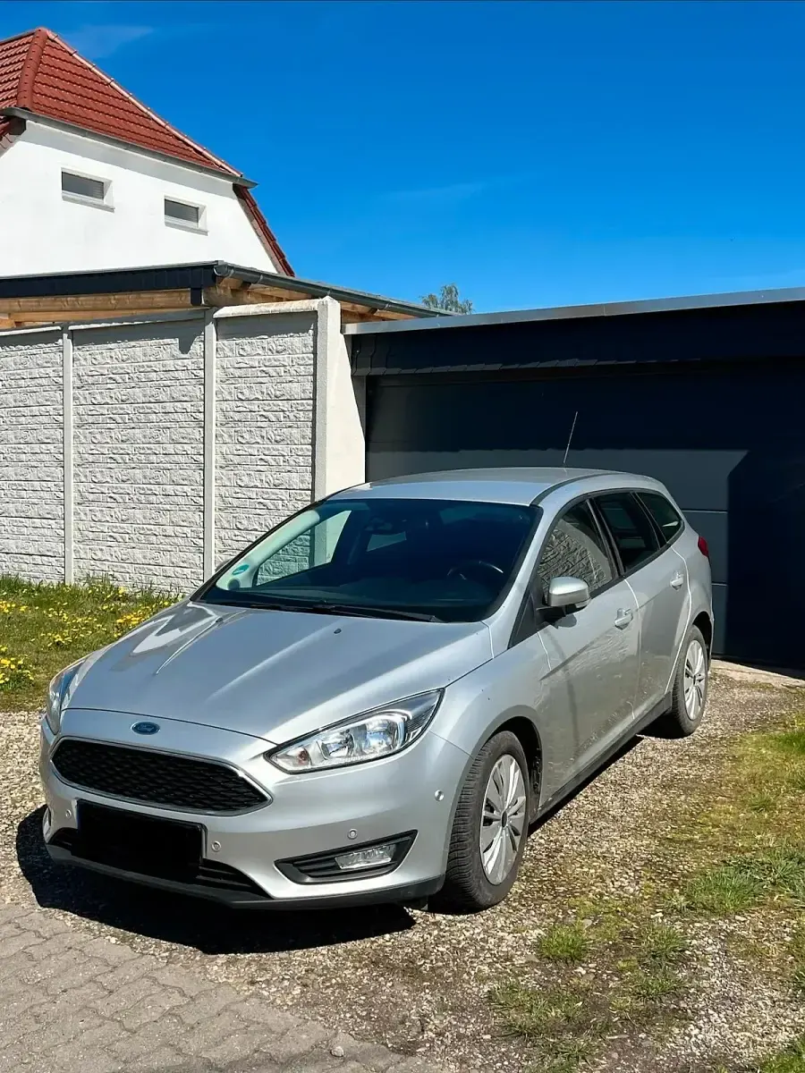 Usata Ford Focus 95 CV (69 kW) 2017 Argento Station wagon