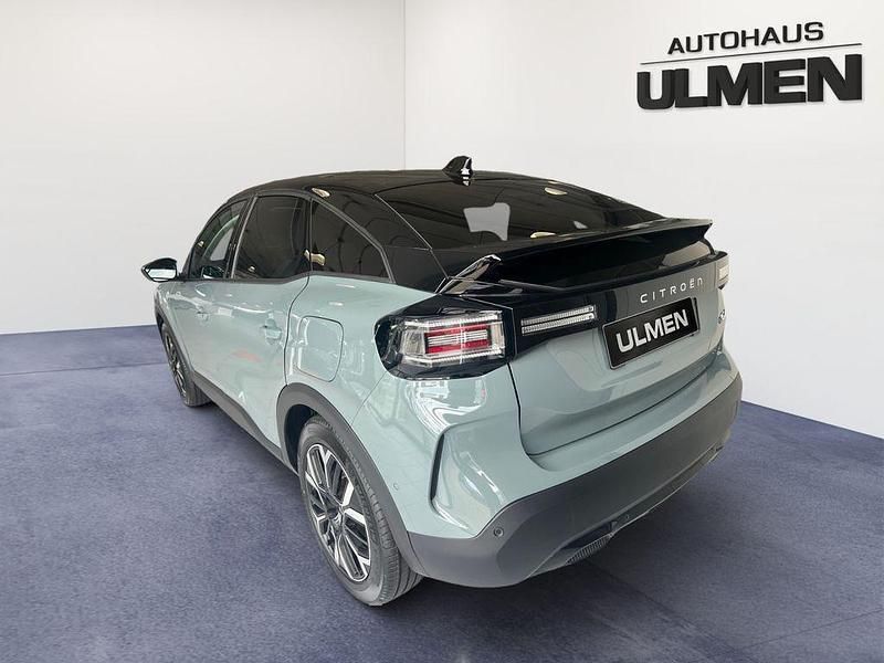 Neu Citroën e-C4 114 kW (156 PS) 2025 Grün Limousine