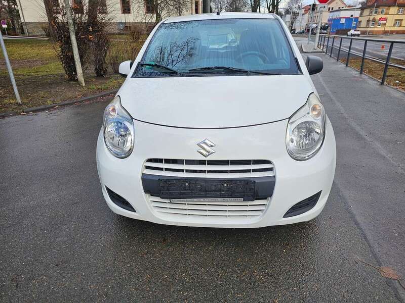 Weiß Gebraucht 2011 Suzuki Alto Kleinwagen | 2.599 € (Guter Preis) - Bild 1/4