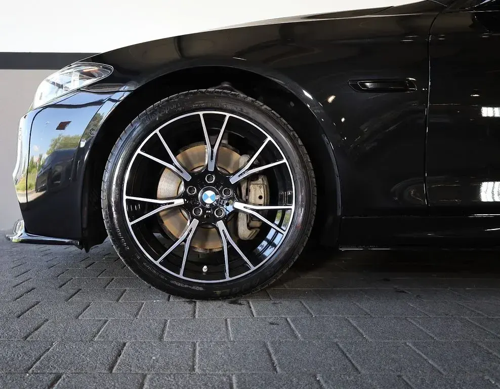 Gebraucht BMW 535 Performance 306 PS (225 kW) 2016 Black sapphire metallic (475) Limousine