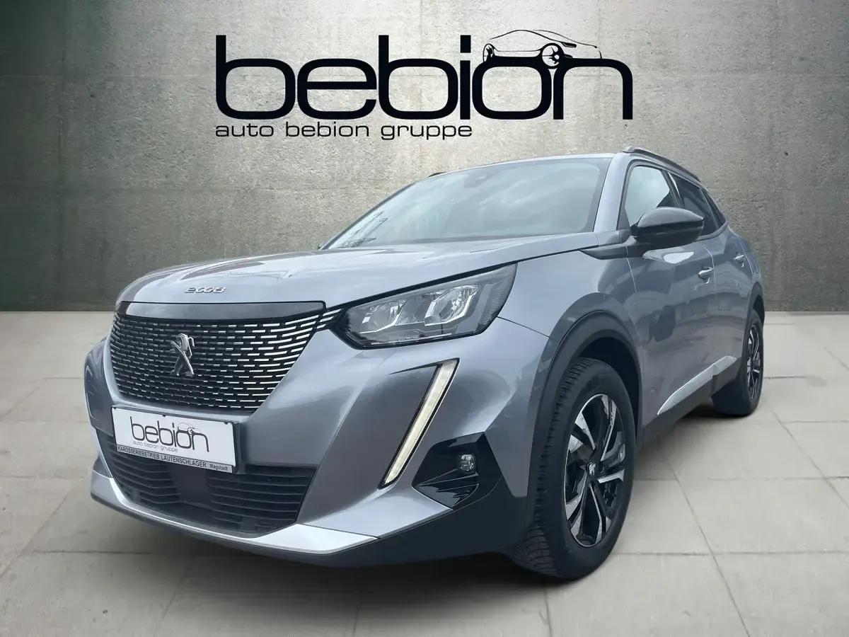 Gebraucht Peugeot 2008 Allure 131 PS (96 kW) 2022 SUV