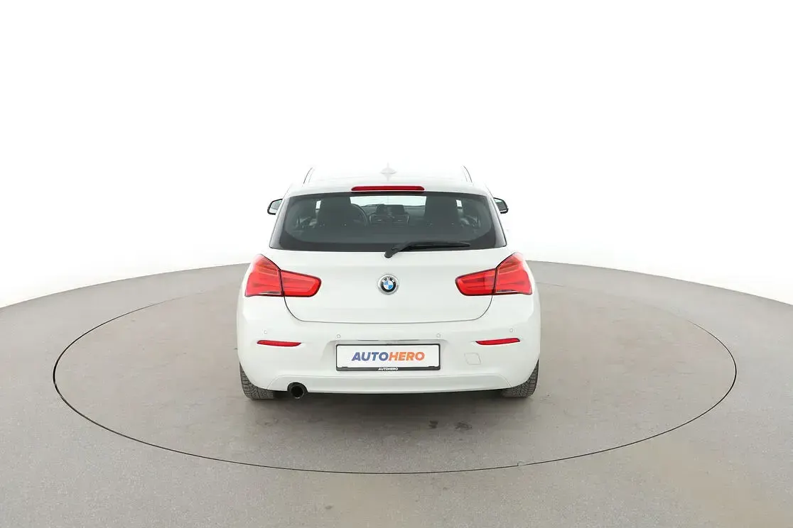 Gebraucht BMW 116 Advantage 109 PS (80 kW) 2016 Weiß Kleinwagen
