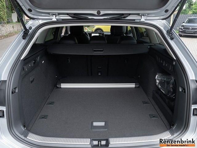 Gebraucht VW Passat Business 150 PS (110 kW) 2025 Oyster silver metallic Kombi