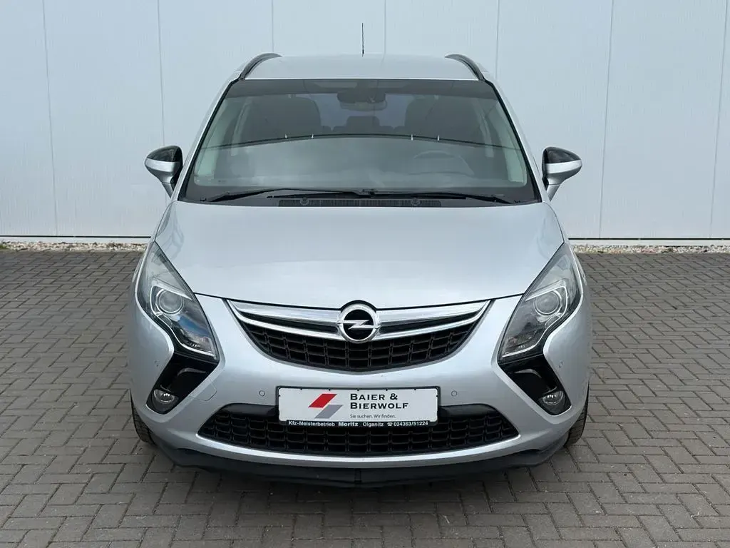 Gebraucht Opel Zafira Tourer Edition 140 PS (102 kW) 2012 Silber Van / Kleinbus