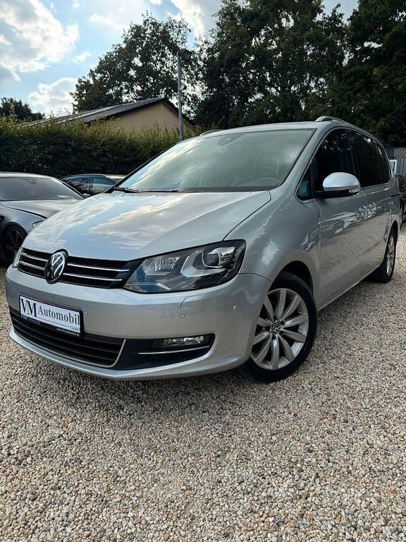Silber Gebraucht 2013 VW Sharan Van / Kleinbus | 17.890 € (Fairer Preis) - Bild 1/4