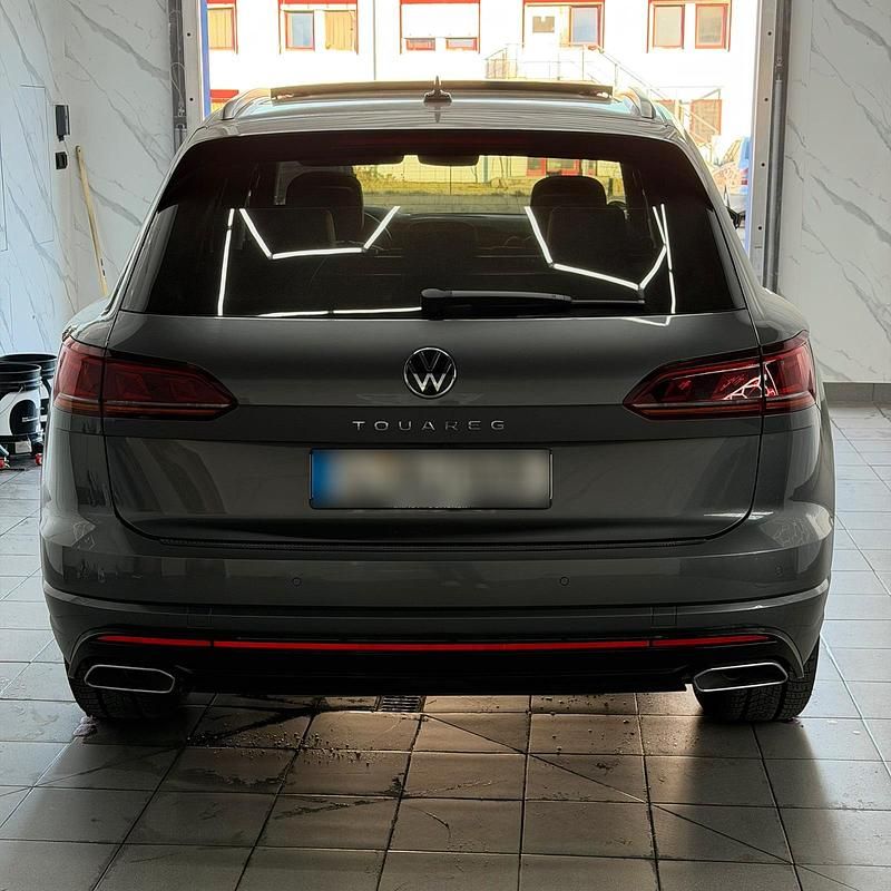 Gebraucht VW Touareg 286 PS (210 kW) 2021 Grau SUV