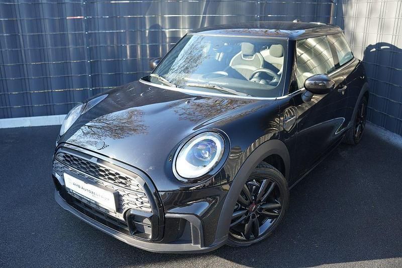 Gebraucht Mini John Cooper Works 136 PS (100 kW) 2021 Schwarz Kleinwagen