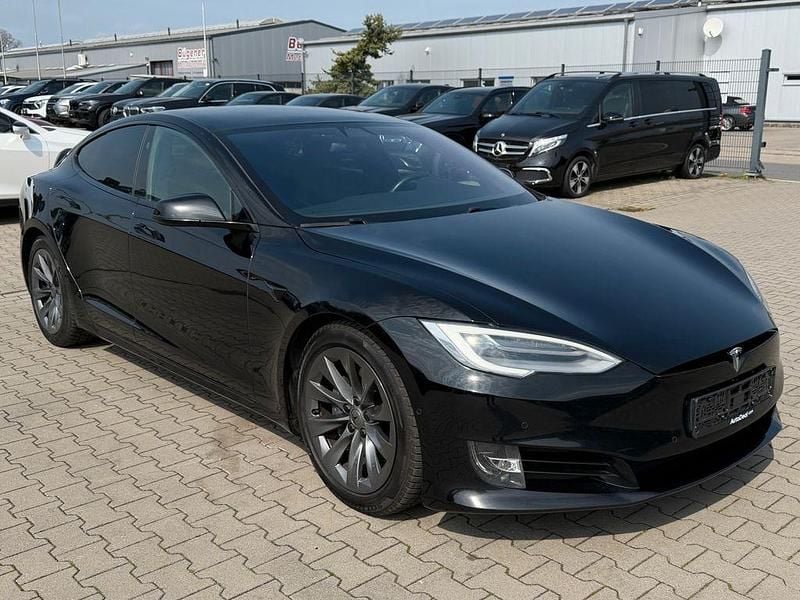 Usado Tesla Model S 413 kW (562 CV) 2020 Negro Utilitario