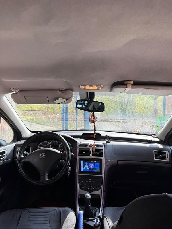 Gebraucht Peugeot 307 100 PS (73 kW) 2002 Schwarz Coupé