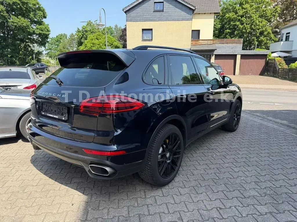 Gebraucht Porsche Cayenne 299 PS (219 kW) 2015 Schwarz SUV