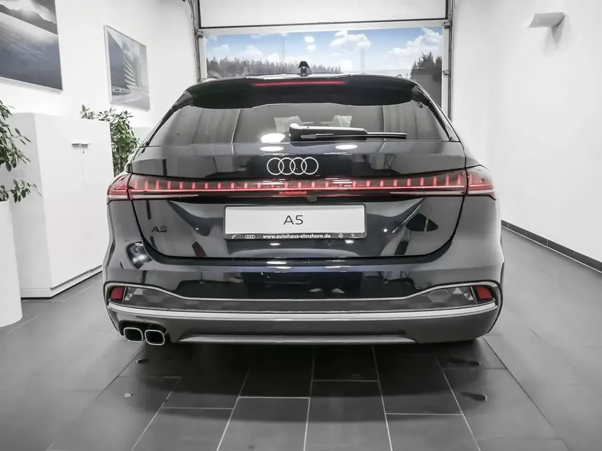 Gebraucht Audi A5 Ambiente 204 PS (150 kW) 2025 Firmamentblau Kombi