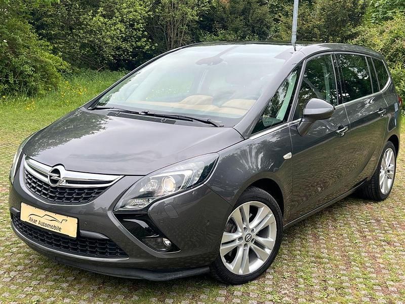 Grau Gebraucht 2013 Opel Zafira Tourer Innovation Van / Kleinbus | 9.990 € (Etwas zu teuer) - Bild 1/4