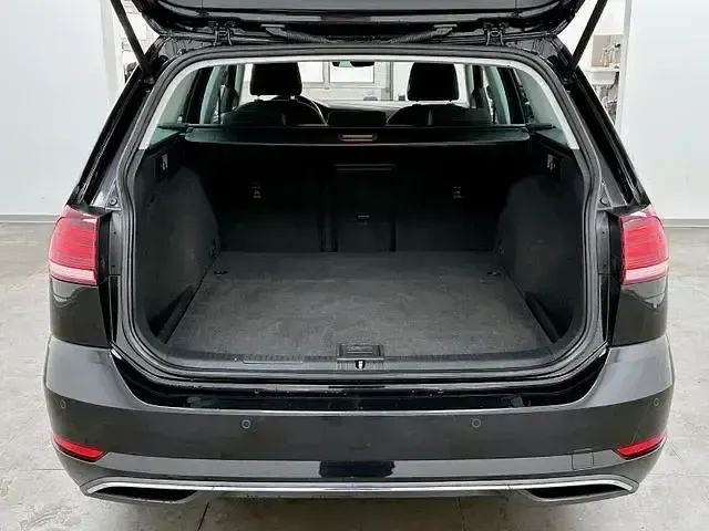 Gebraucht VW Passat 150 PS (110 kW) 2019 Andere Limousine