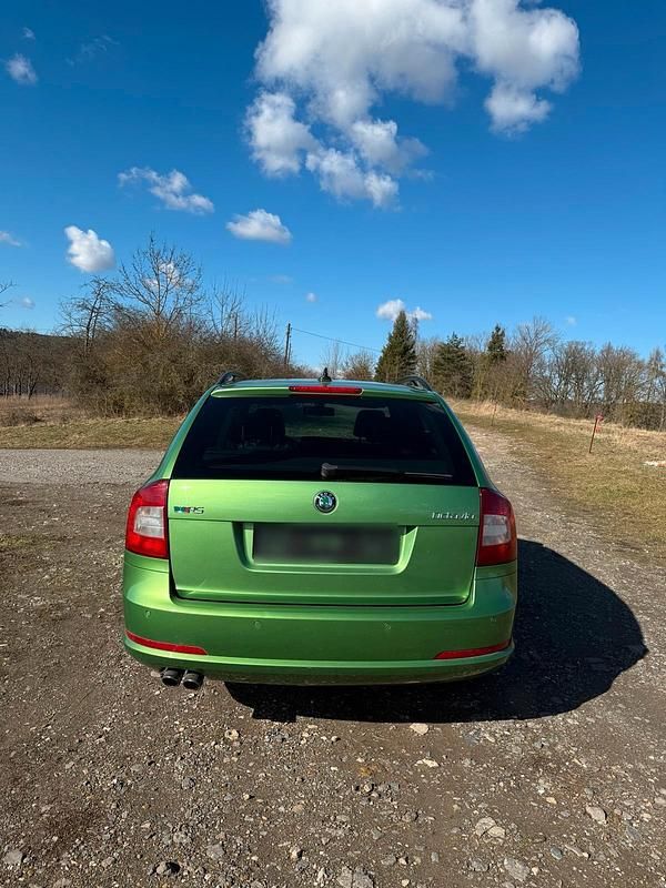 Gebraucht Skoda Octavia RS 170 PS (125 kW) 2012 Grün Kombi
