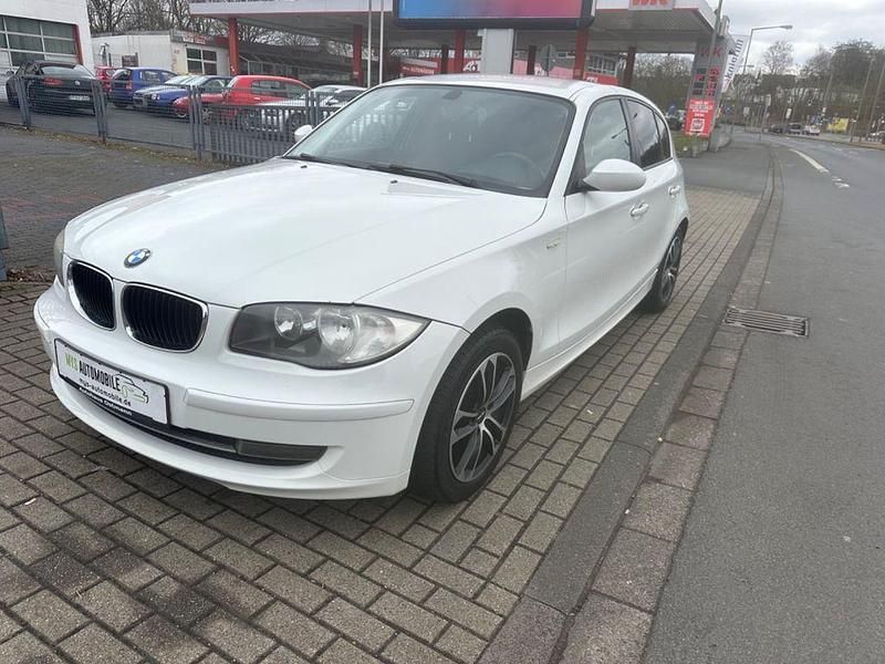 Gebraucht BMW 116 Advantage 122 PS (89 kW) 2009 Weiß Kleinwagen