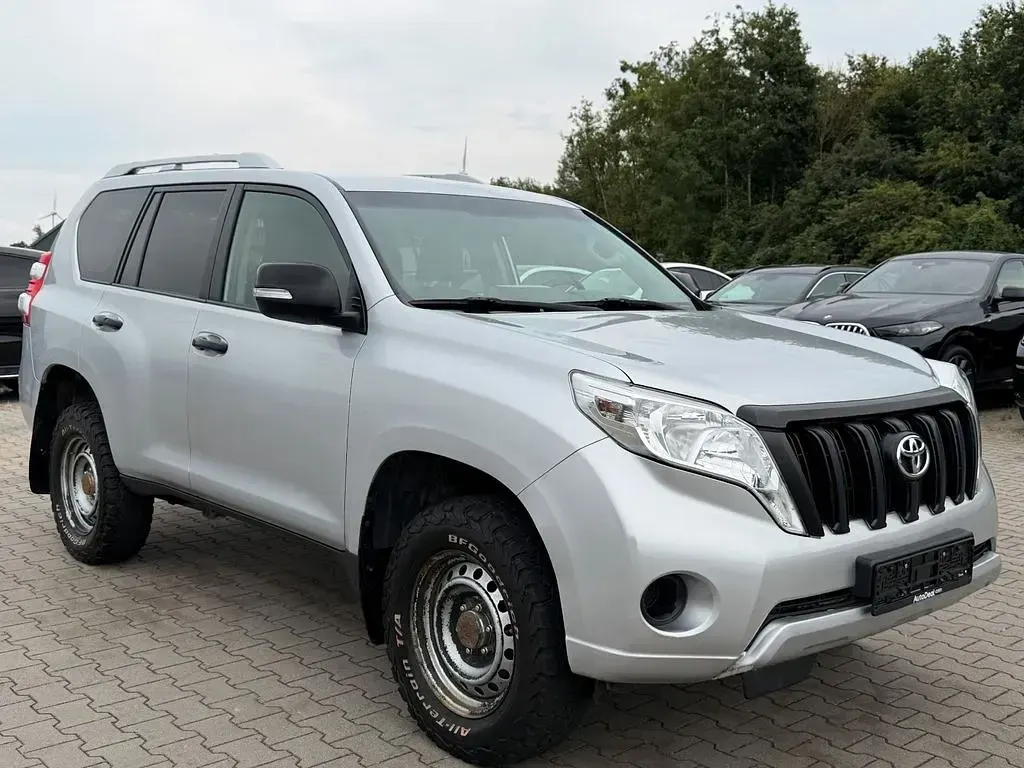 Gebraucht Toyota Land Cruiser 177 PS (130 kW) 2018 Silber SUV