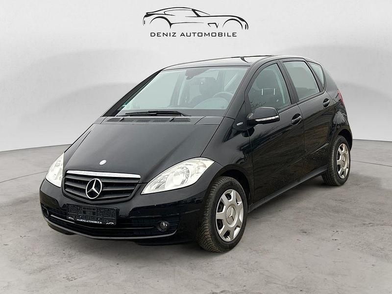 Schwarz Gebraucht 2010 Mercedes A180 Van / Kleinbus | 4.950 € (Fairer Preis) - Bild 1/4