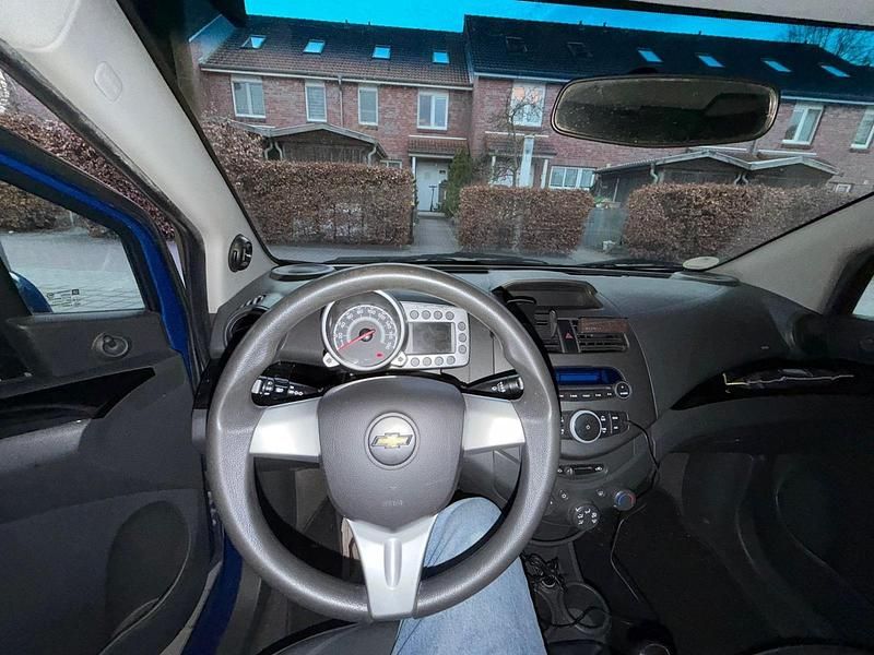 Gebraucht Chevrolet Spark 68 PS (50 kW) 2011 Blau Kleinwagen