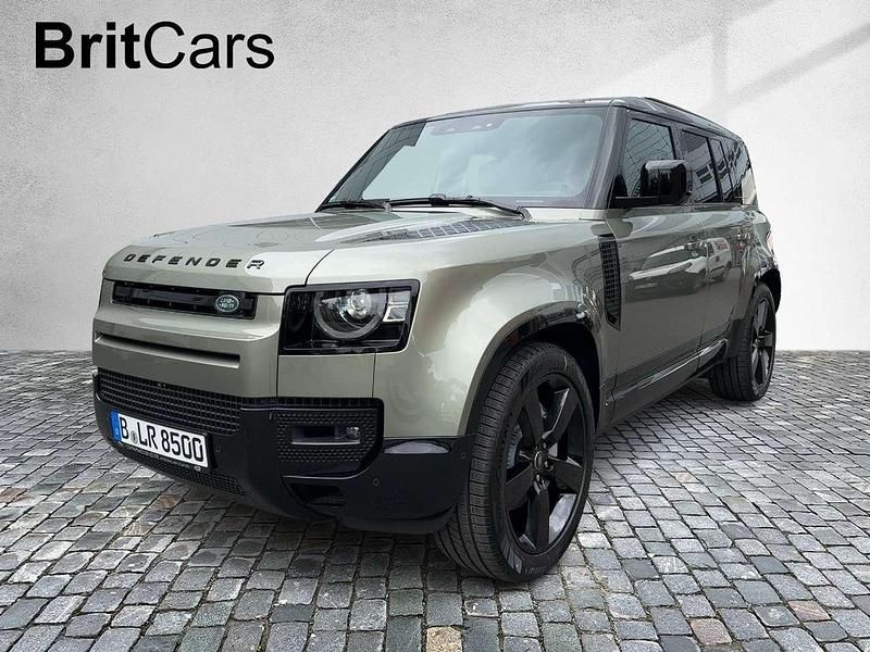 Gebraucht Land Rover Defender HSE Dynamic 300 PS (220 kW) 2025 Pangea green SUV