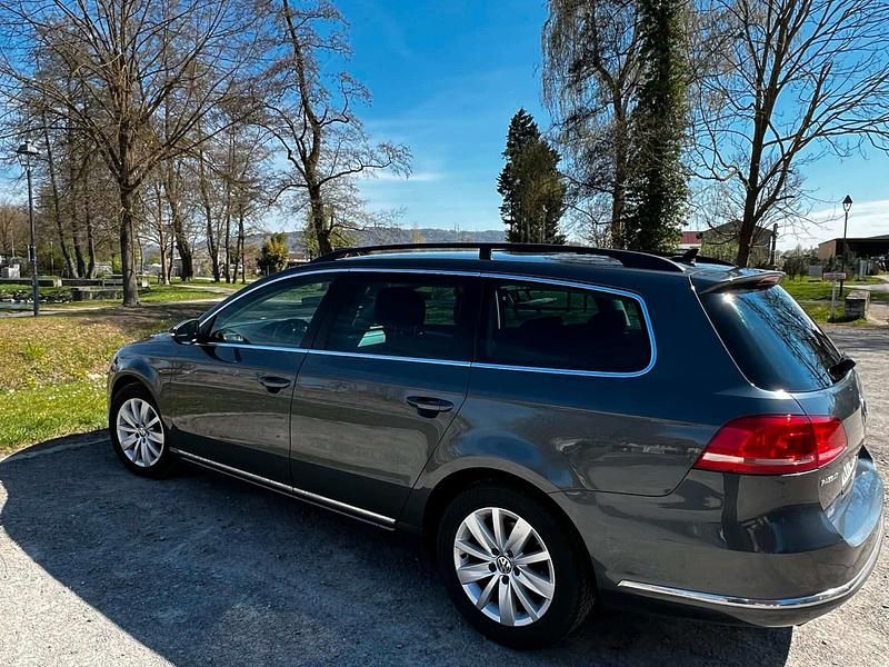 Usata VW Passat 140 CV (102 kW) 2010 Grigio Station wagon
