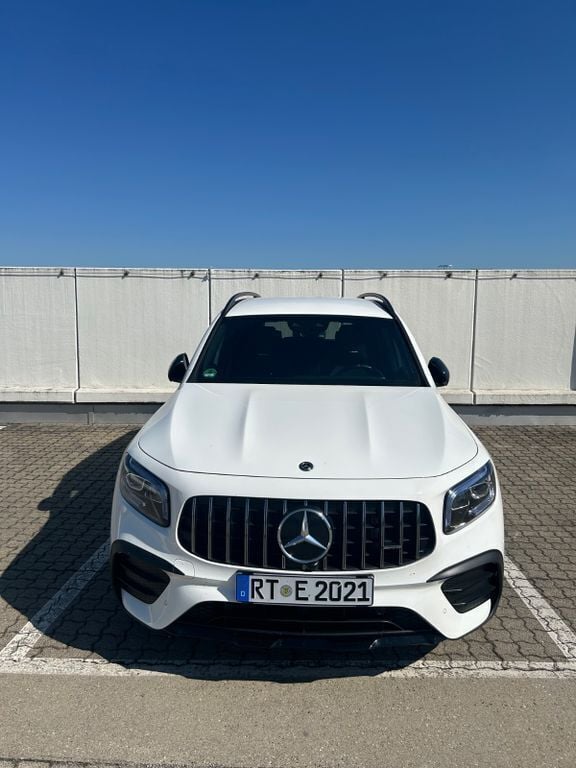Weiß Gebraucht 2020 Mercedes GLB35 AMG SUV | 37.999 € (Superpreis) - Bild 1/4