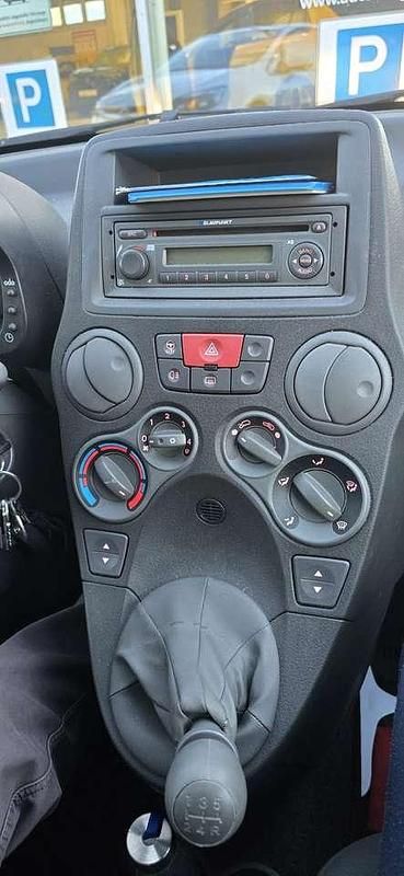 Gebraucht Fiat Panda Dynamic 69 PS (50 kW) 2011 Rot Kombi