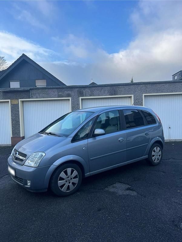 Gebraucht Opel Meriva 87 PS (63 kW) 2003 Silber Van / Kleinbus